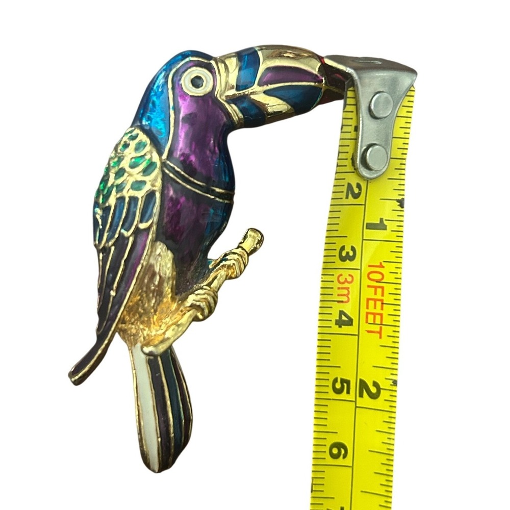 Vibrant Enamel Toucan Bird Brooch Pin Gold Tone Colorful Tropical Jewelry#309 - Picture 3 of 3